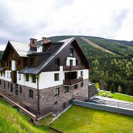 Apartman Svaty Petr Špindlerŭv Mlýn Exterior foto