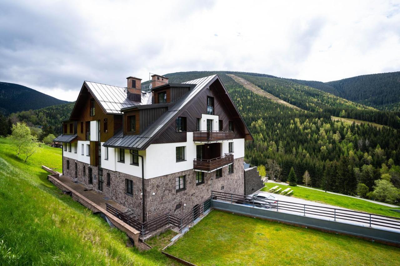 Apartman Svaty Petr Špindlerŭv Mlýn Exterior foto